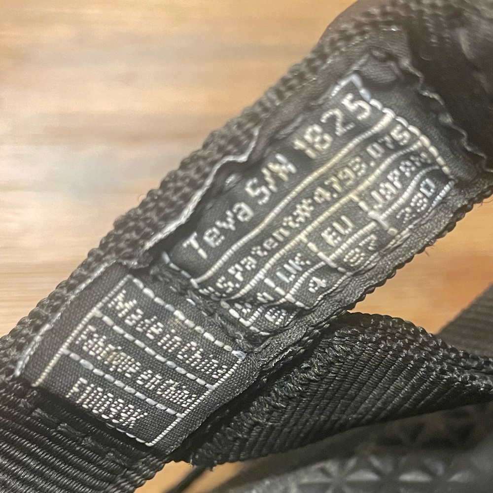 TEVA Universal Approach Sandals - Picture 8 of 14
